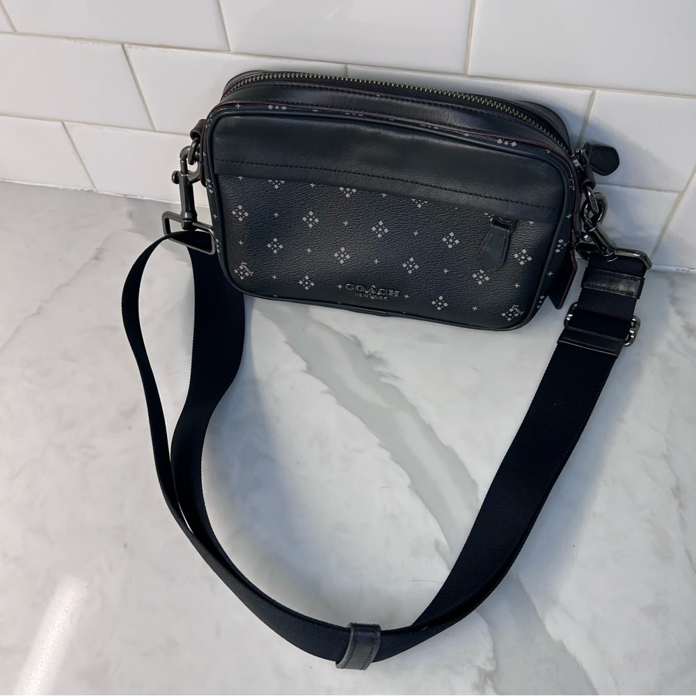 Coach Graham Leather Shoulder Bag Crossbody Black